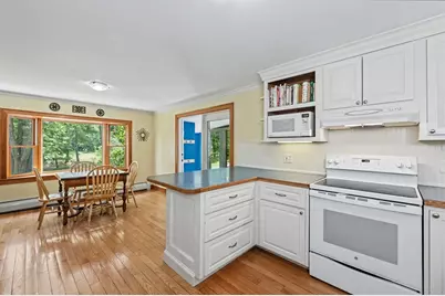 131 Main St, Chelmsford, MA 01863 - Photo 13