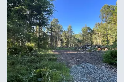 18 Country Ln, Palmer, MA 01069 - Photo 3