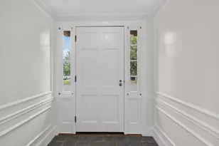 33 Lexington Ave, Haverhill, MA 01835 - Photo 5