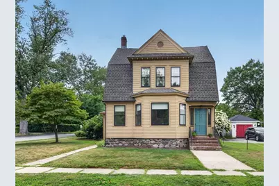 33 Lexington Ave, Haverhill, MA 01835 - Photo 3