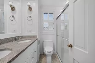 33 Lexington Ave, Haverhill, MA 01835 - Photo 25