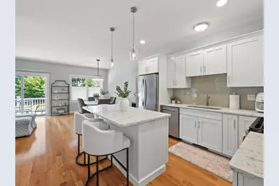 174 Pine St #301, Danvers, MA 01923 - Photo 5