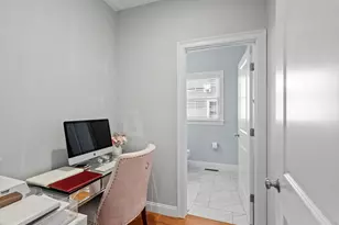 174 Pine St, Danvers, MA 01923 - Photo 9