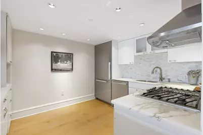 25 Channel Center St #210, Boston, MA 02210 - Photo 9