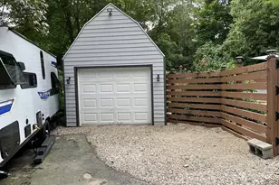 1635 Providence Rd, Northbridge, MA 01534 - Photo 3