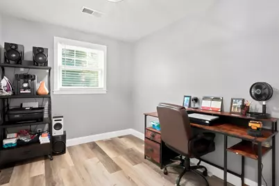 14 Pineview Terrace, Brockton, MA 02302 - Photo 11