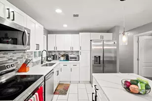 14 Pineview Terrace, Brockton, MA 02302 - Photo 9