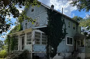 172 Bishop St, Framingham, MA 01702 - Photo 1