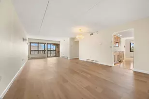 51 Melrose St, Melrose, MA 02176 - Photo 7