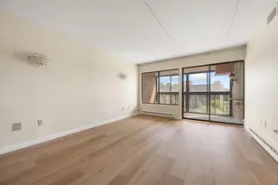 51 Melrose St, Melrose, MA 02176 - Photo 9