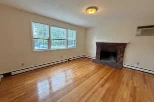 18 Dunstan St, Newton, MA 02465 - Photo 3