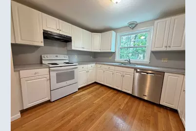 18 Dunstan St #1, Newton, MA 02465 - Photo 9
