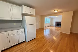 18 Dunstan St, Newton, MA 02465 - Photo 11