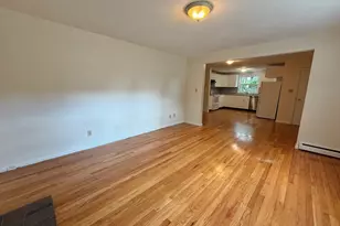 18 Dunstan St, Newton, MA 02465 - Photo 5