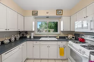 23 Oliva Ct, Stoughton, MA 02072 - Photo 13