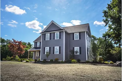 147 Highland St, Berlin, MA 01503 - Photo 3
