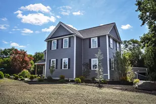 147 Highland St, Berlin, MA 01503 - Photo 3