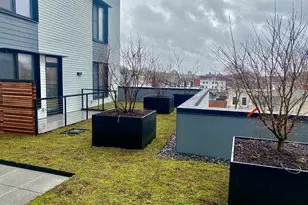 154 Broadway, Somerville, MA 02145 - Photo 13