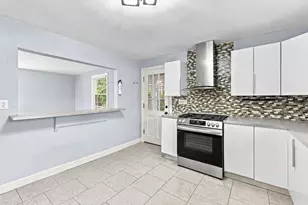 26 Beulah St, Framingham, MA 01701 - Photo 7