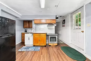 26 Beulah St, Framingham, MA 01701 - Photo 23