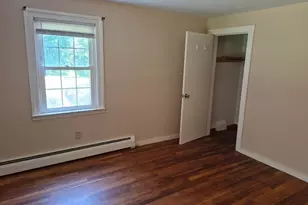 178 Cross St, Boylston, MA 01505 - Photo 9