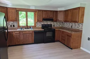 178 Cross St, Boylston, MA 01505 - Photo 5