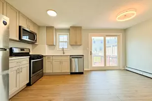 9 Lydon Ln, Halifax, MA 02338 - Photo 3
