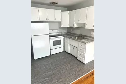 39 Carey Ave #7, Watertown, MA 02472 - Photo 3