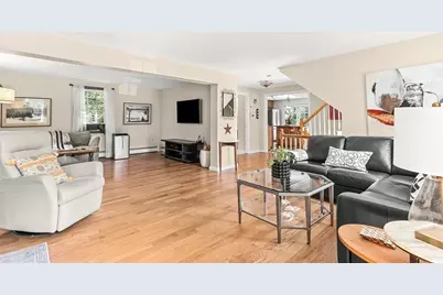 84 Derby St, Dracut, MA 01826 - Photo 5