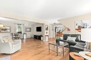 84 Derby St, Dracut, MA 01826 - Photo 5