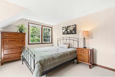 84 Derby St, Dracut, MA 01826 - Photo 17