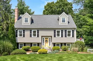 84 Derby St, Dracut, MA 01826 - Photo 1