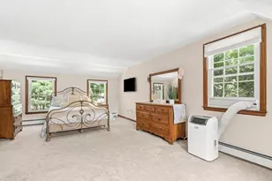 84 Derby St, Dracut, MA 01826 - Photo 15