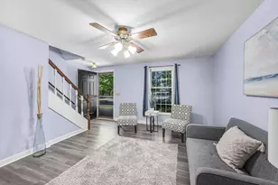 16 Corey Colonial, Agawam, MA 01001 - Photo 5