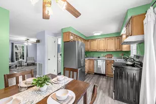 16 Corey Colonial, Agawam, MA 01001 - Photo 9