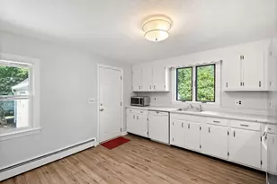 31 Homestead Cir, Hamilton, MA 01982 - Photo 7