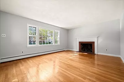 31 Homestead Circle, Hamilton, MA 01982 - Photo 9