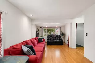 17 Cobb St, Medford, MA 02155 - Photo 9