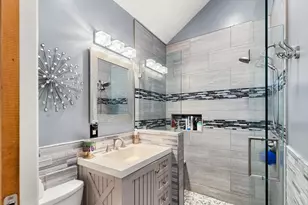 17 Cobb St, Medford, MA 02155 - Photo 15