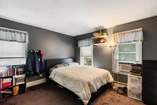 17 Cobb St, Medford, MA 02155 - Photo 17