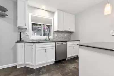 100 Leyden St, Boston, MA 02128 - Photo 5