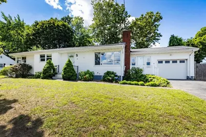 98 Pleasant View St, Methuen, MA 01844 - Photo 1