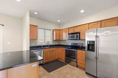 9 Nirvana Dr #2E, Saugus, MA 01609 - Photo 9