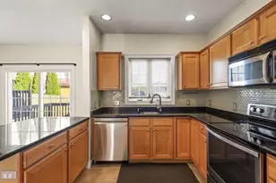 9 Nirvana Dr, Saugus, MA 01609 - Photo 7