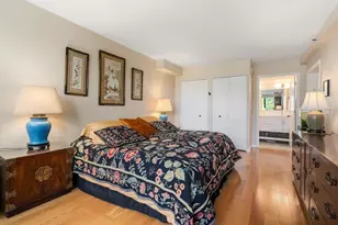 1731 Beacon St, Brookline, MA 02445 - Photo 11
