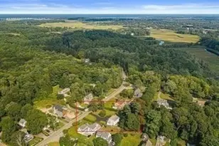 124 S River St, Marshfield, MA 02050 - Photo 5