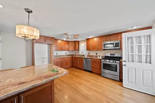 124 S River St, Marshfield, MA 02050 - Photo 7