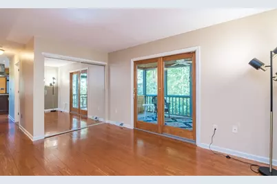 97 Crossbrook Ave, Amherst, MA 01002 - Photo 17