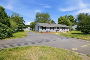 154 Maple St, Lexington, MA 02420 - Photo 25