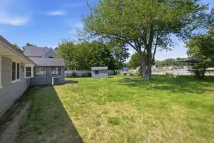 154 Maple St, Lexington, MA 02420 - Photo 21